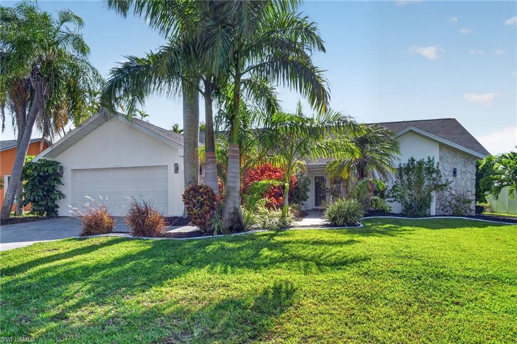 4225 2nd Ave, Cape Coral