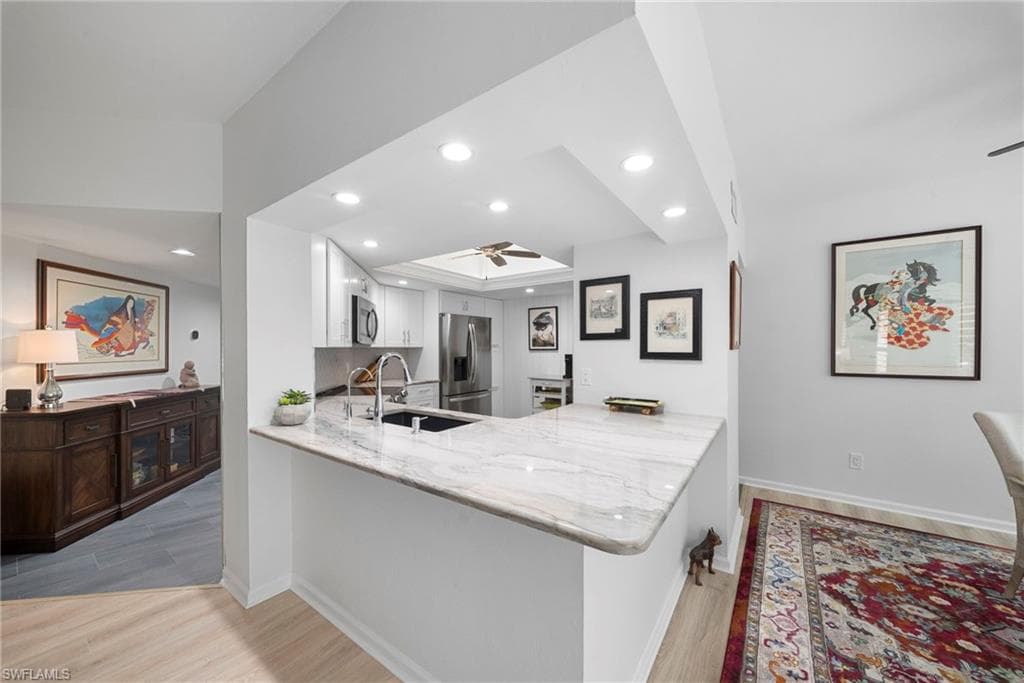4250 Lake Forest Dr #311, Bonita Springs, photo 2