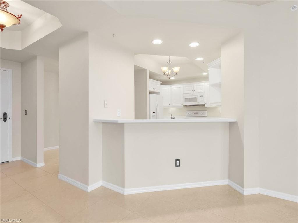1001 Arbor Lake Dr #202, Naples, photo 3
