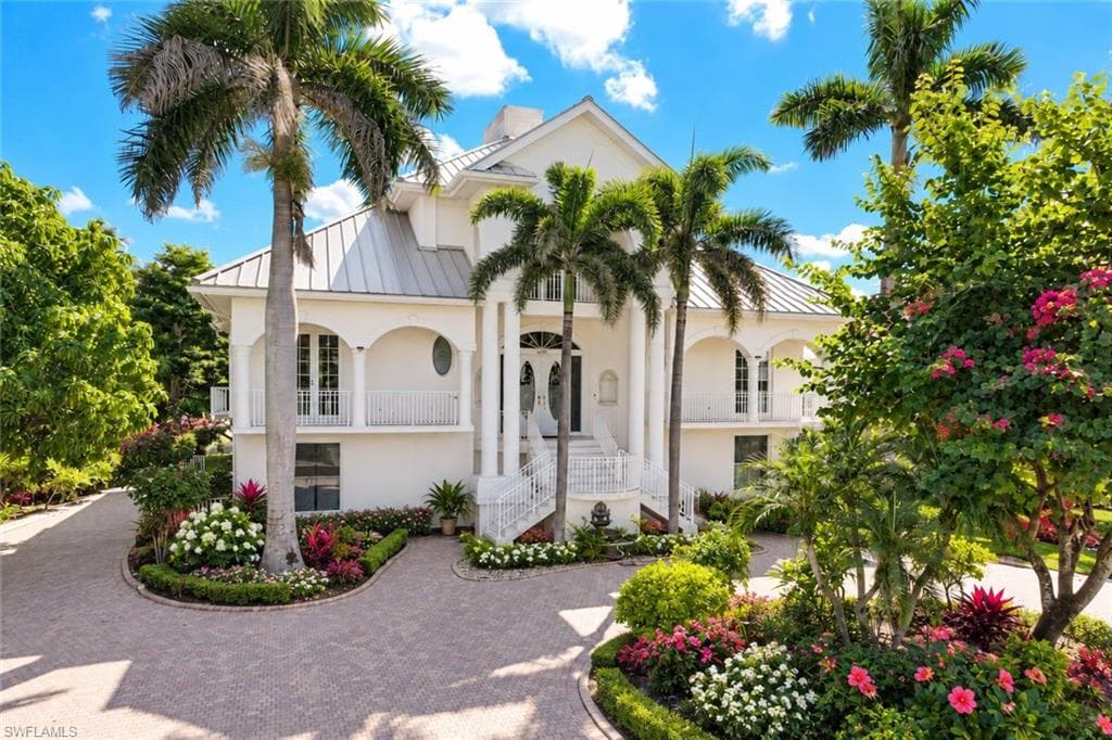 192 Topanga Dr, Bonita Springs, photo 2