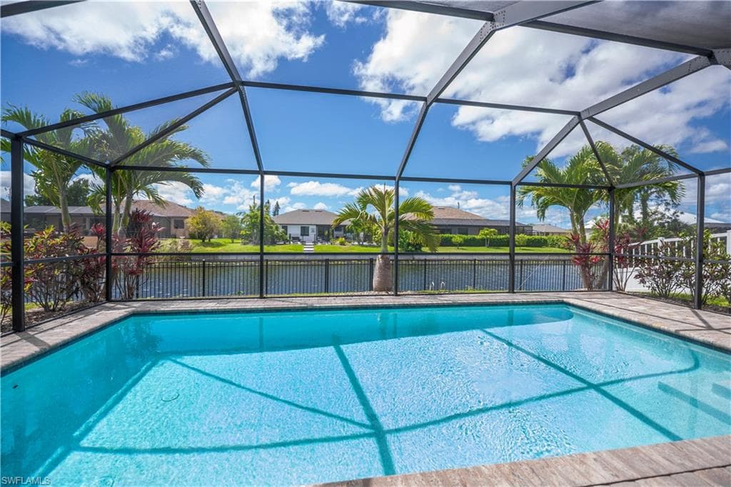 910 12th Ter, Cape Coral, photo 3