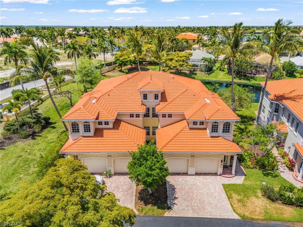 5626 Cape Harbour Dr #202, Cape Coral