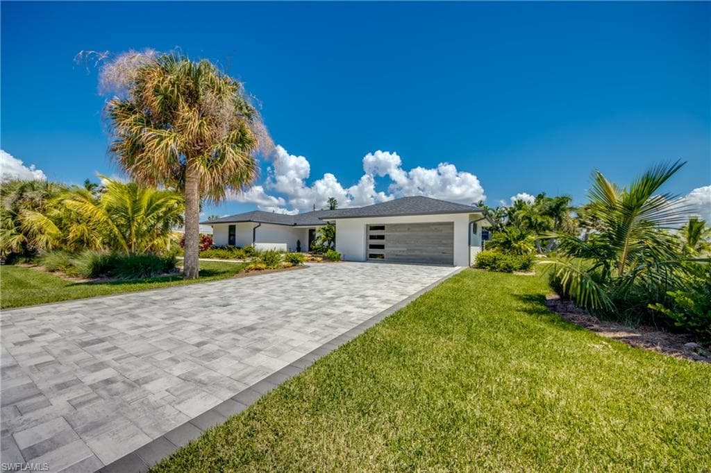 1022 Lindgren Blvd, Sanibel, photo 2