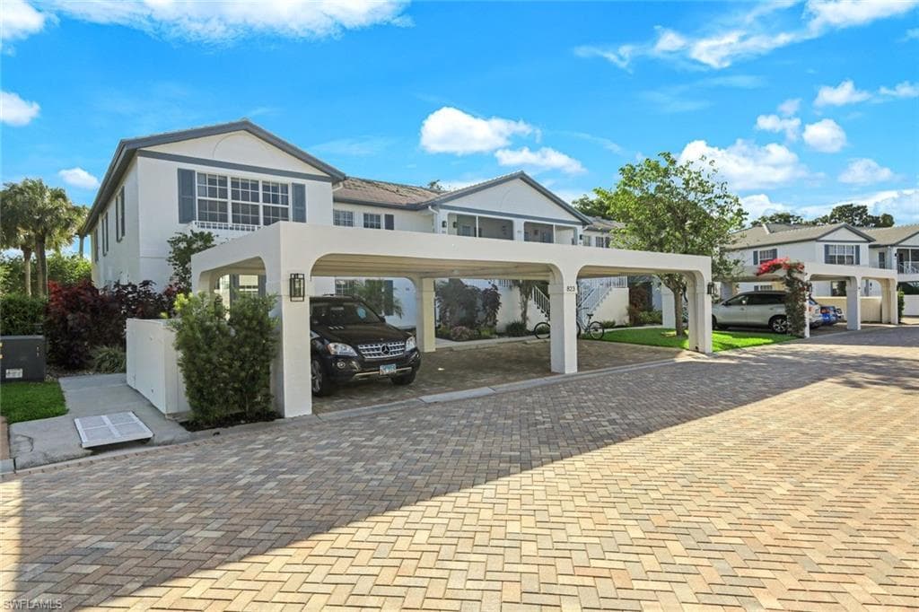 823 Tanbark Dr #103, Naples, photo 2