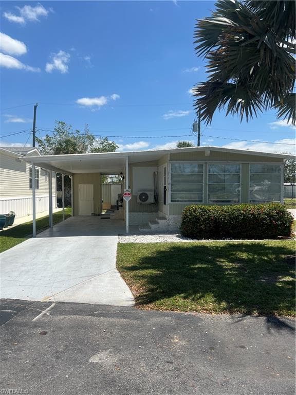 777 Walkerbilt Rd #9, Naples