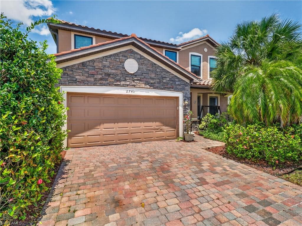 2740 Via Piazza Loop, Fort Myers, photo 2