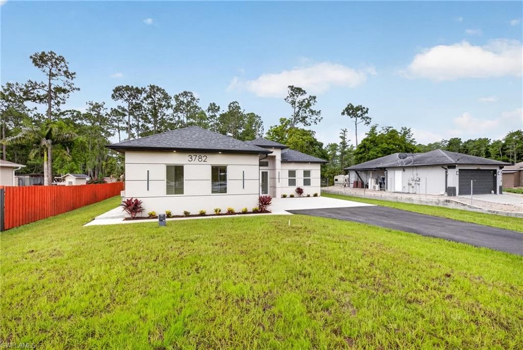 3782 47th Ave, Naples, photo 3