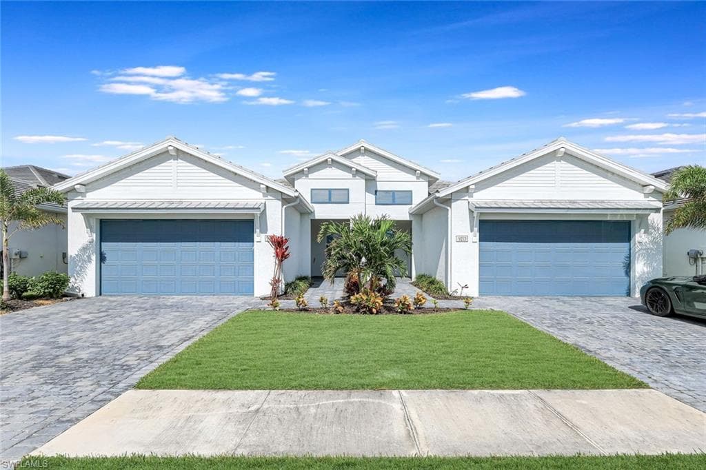 9209 Cayman Dr, Naples, photo 2