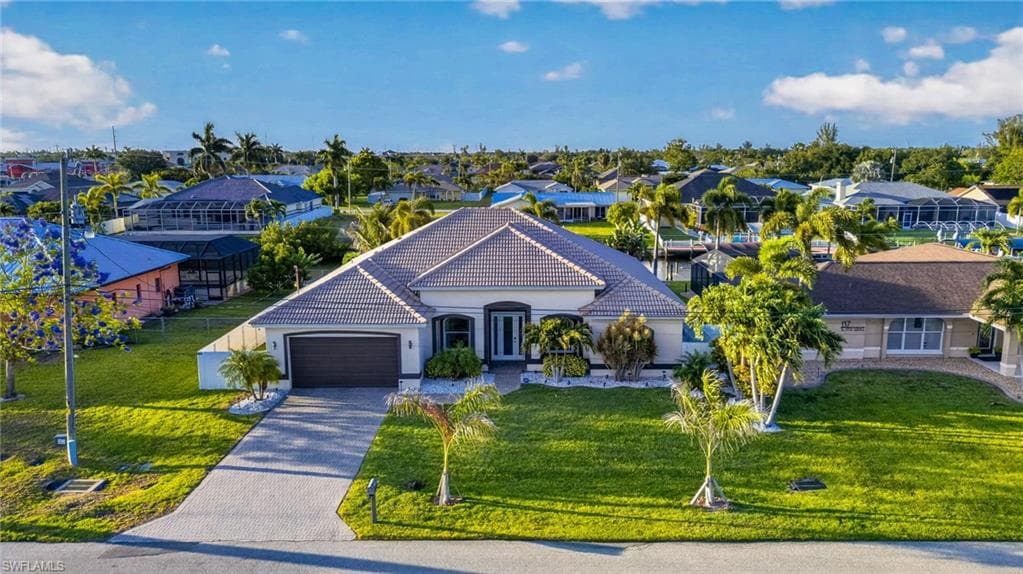 133 29th Ter, Cape Coral, photo 2