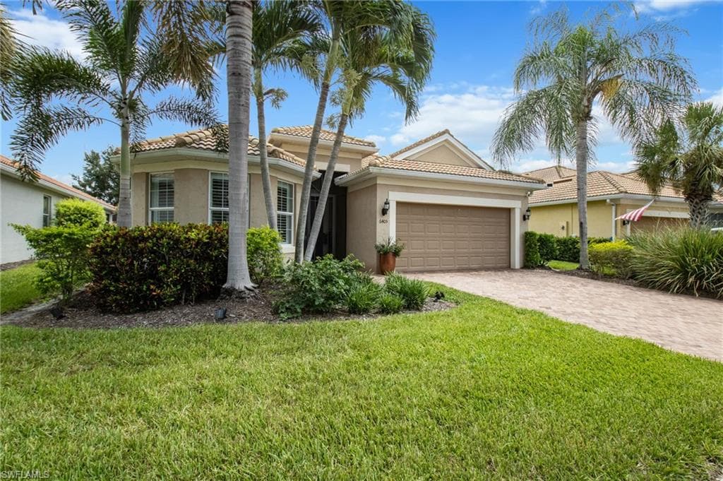 6405 Liberty St, Ave Maria
