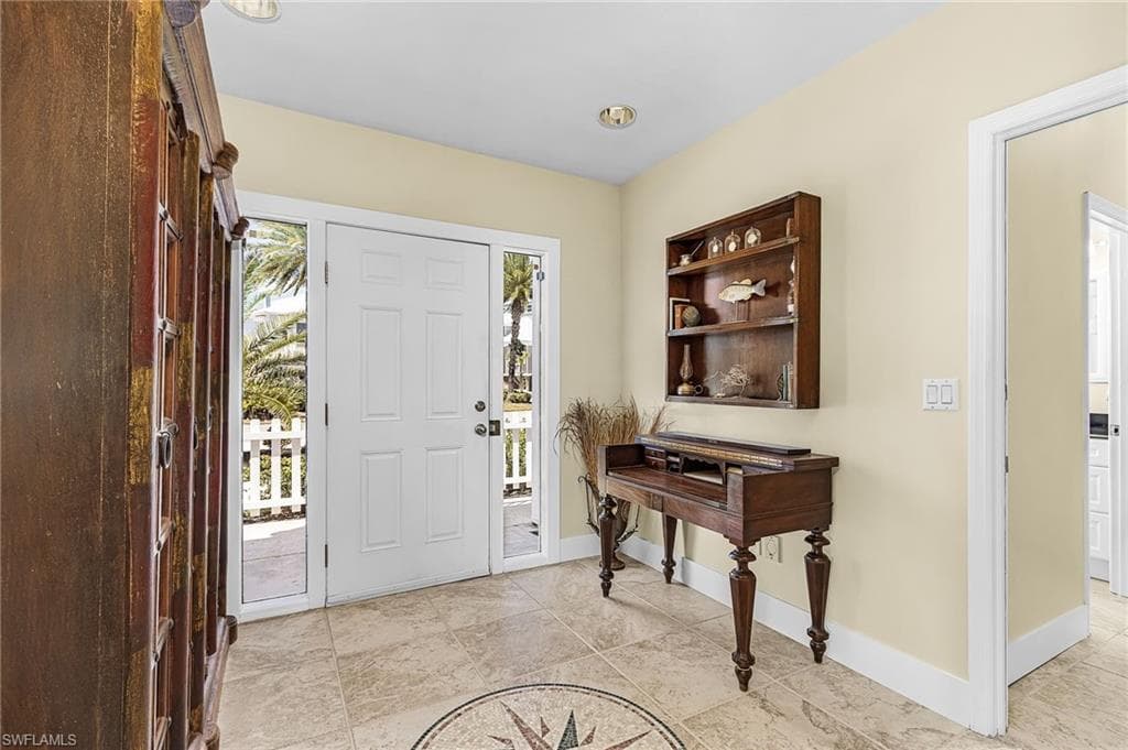 2096 Macadamia St, St. James City, photo 3