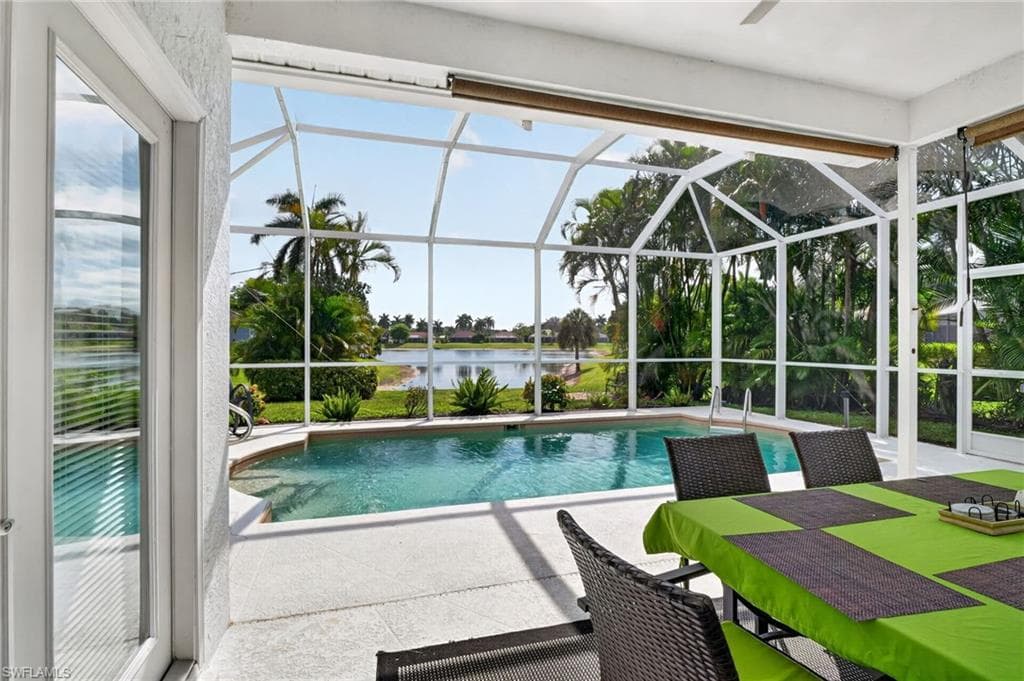 912 Briarwood Blvd, Naples