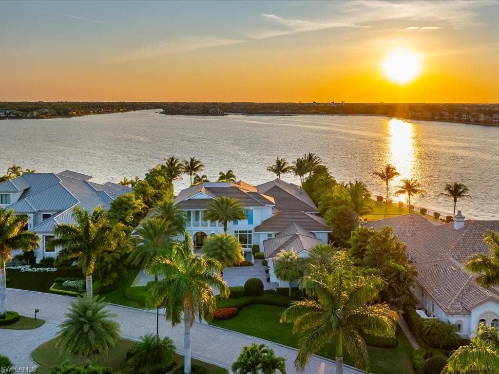 17412 Via Lugano Ct, Miromar Lakes, photo 1