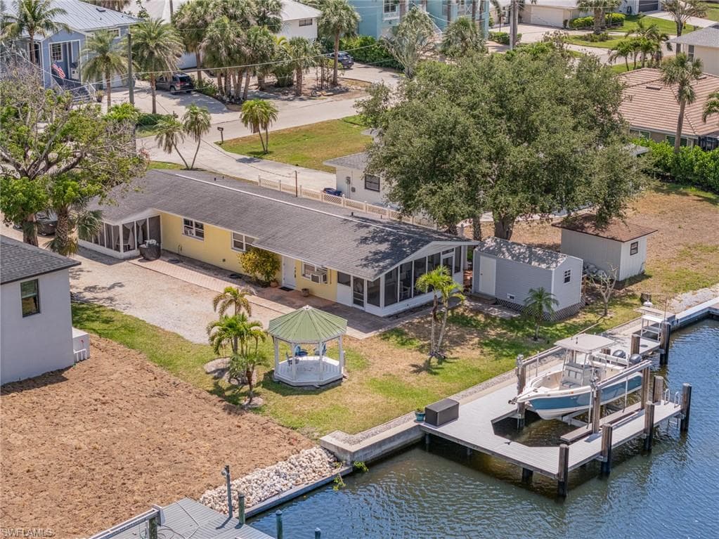 4818 Regal Dr, Bonita Springs