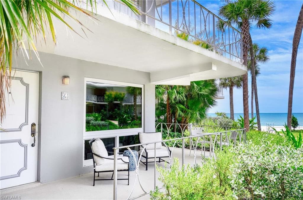 1851 Gulf Shore Blvd #4, Naples, photo 2