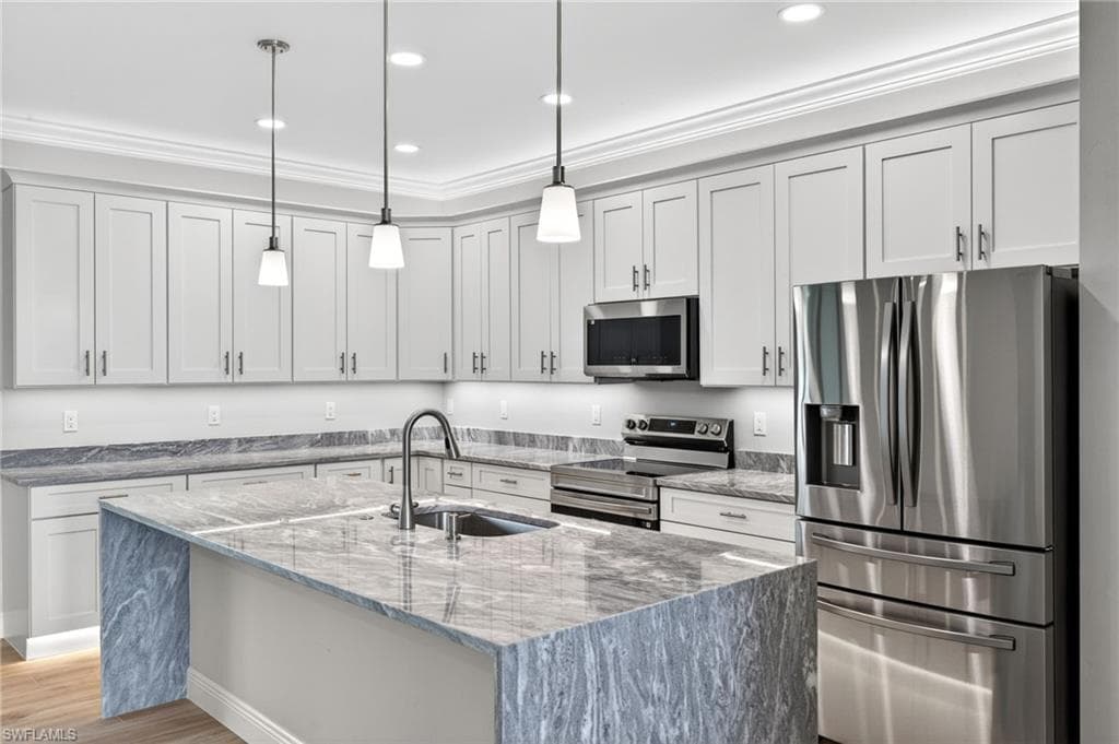 1912 24th Ter, Cape Coral