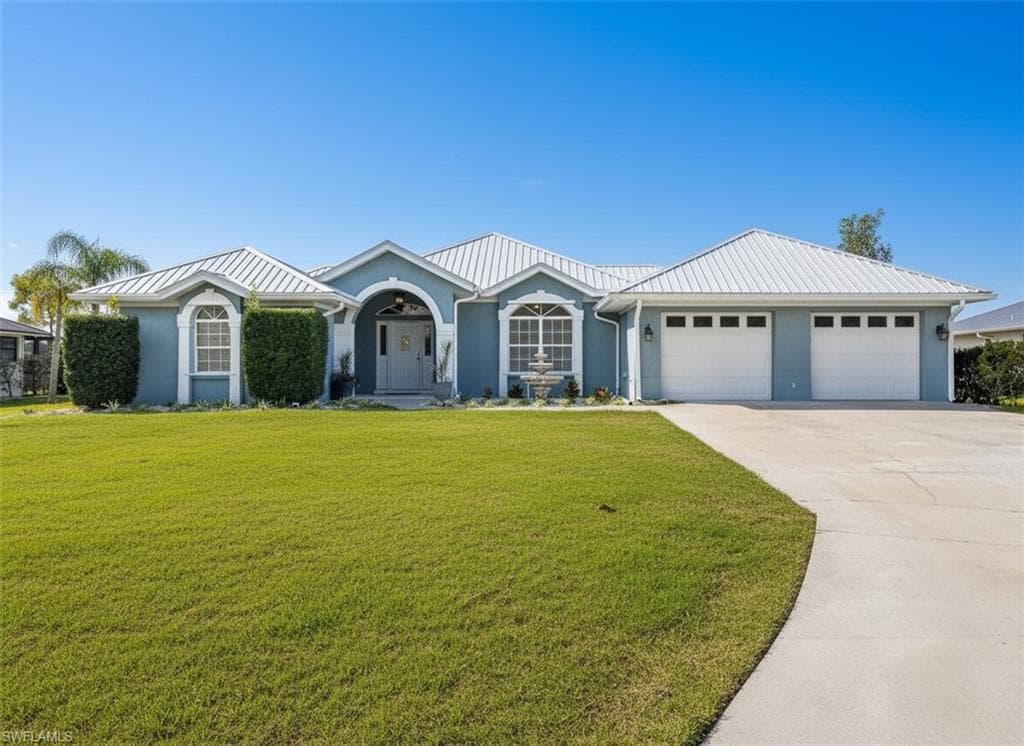 1261 Riverbend Dr, Labelle, photo 3