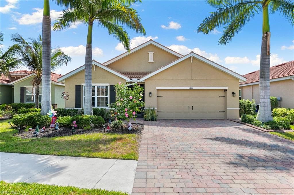 3215 Birchin Ln, Fort Myers, photo 2