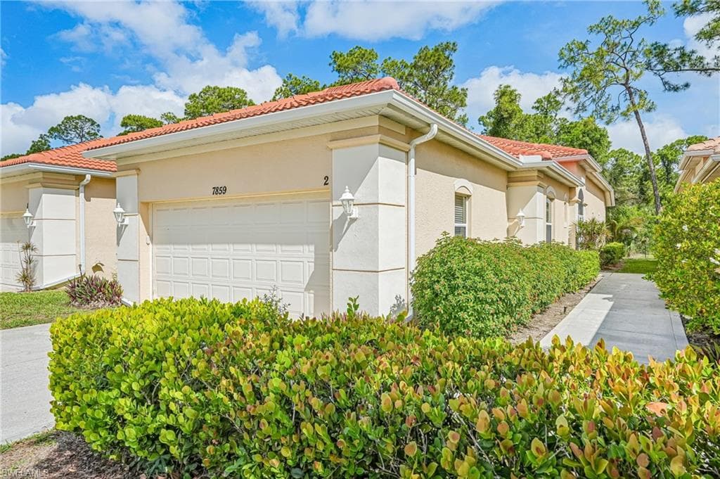 7859 Sanctuary Cir #2, Naples, photo 2