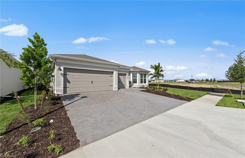 44589 Emerald St, Punta Gorda, photo 3