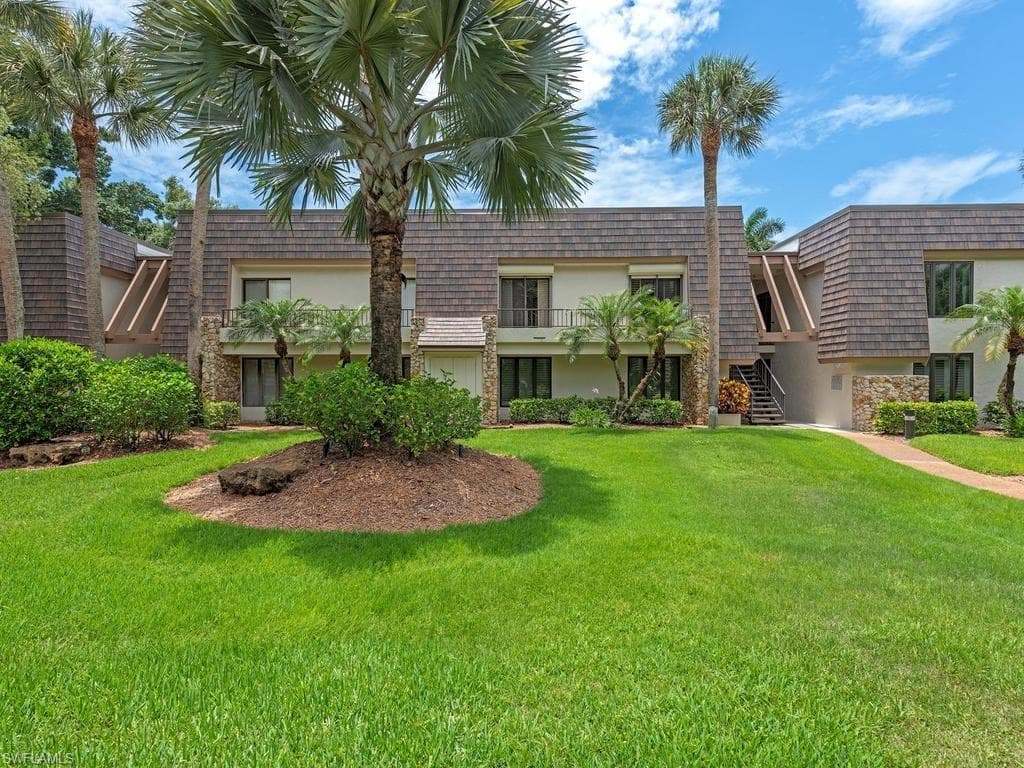 106 Wilderness Dr #137, Naples