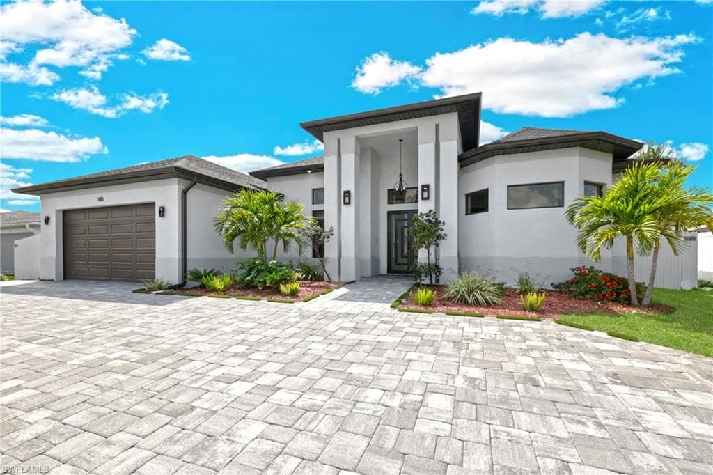 140 16th St, Cape Coral, photo 2