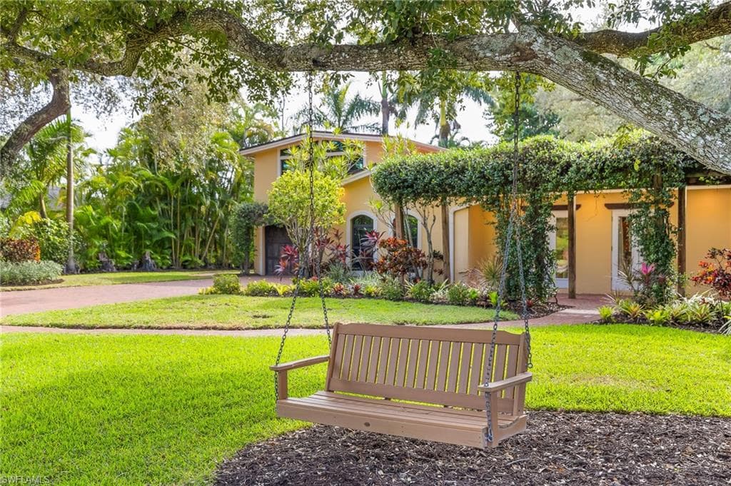1250 Florida Ave, Fort Myers, photo 3