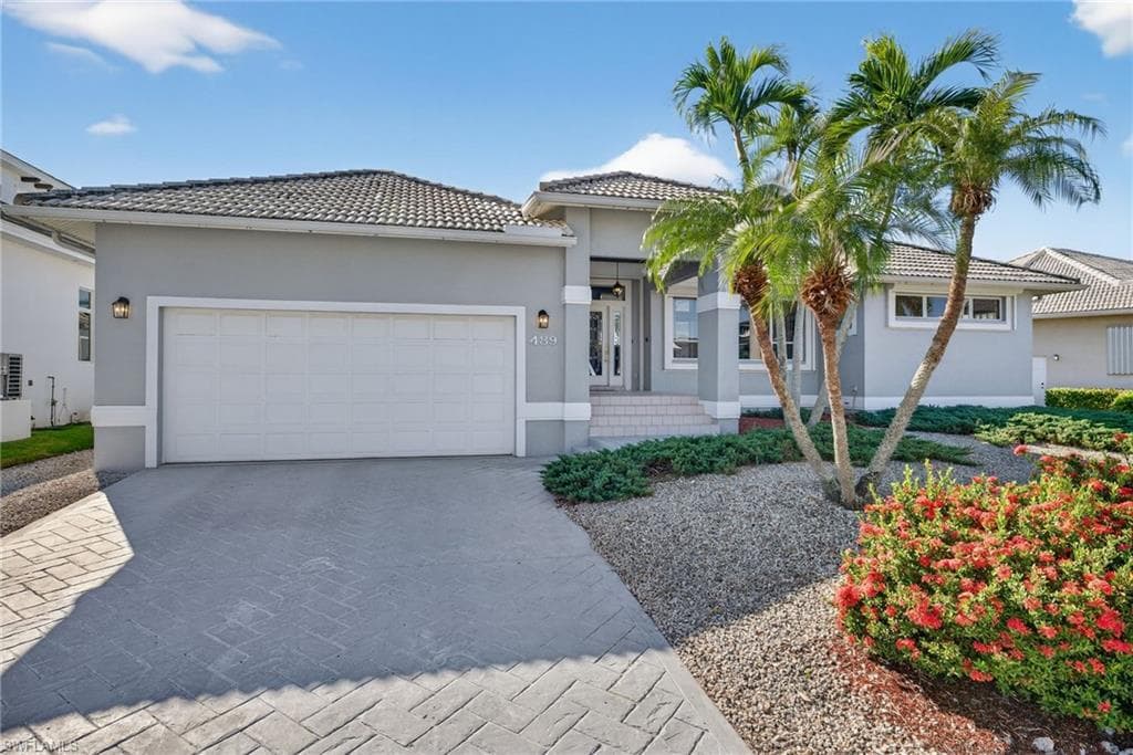 489 Adirondack Ct, Marco Island, photo 2