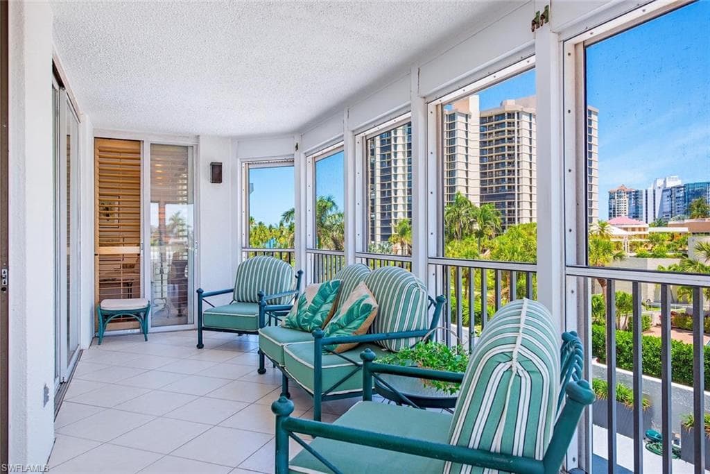 4401 Gulf Shore Blvd #d306, Naples, photo 2
