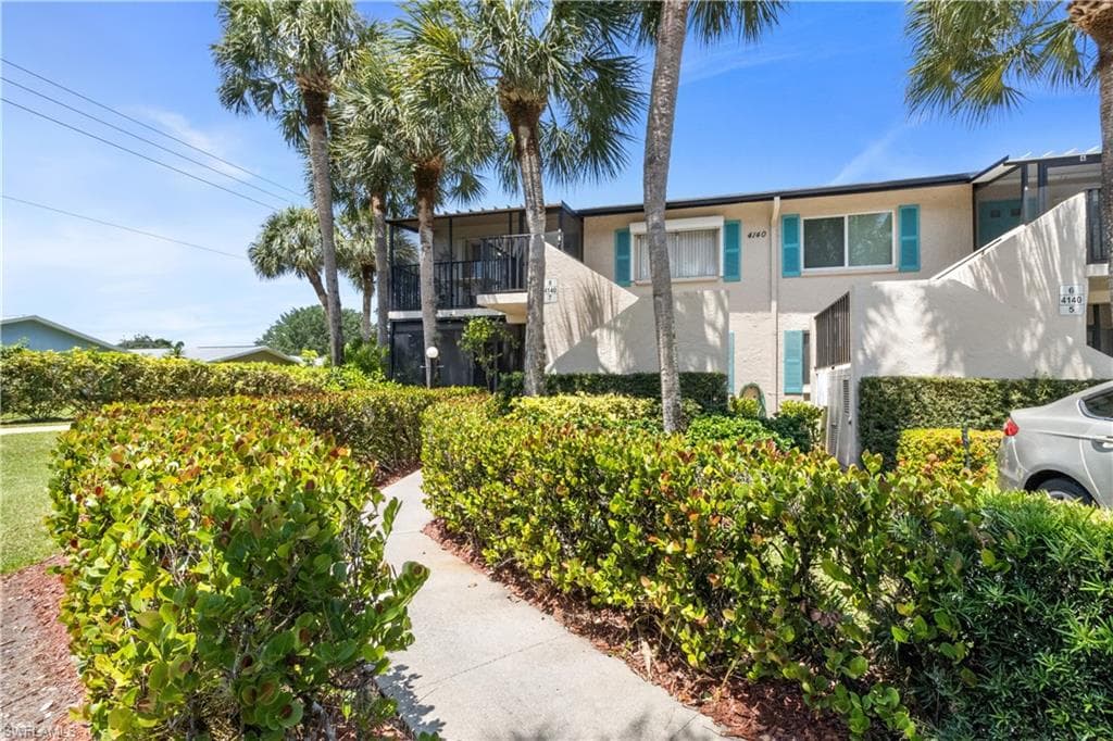 4140 Looking Glass Ln #7, Naples, photo 3