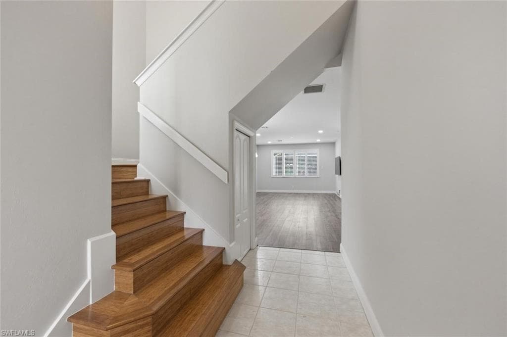 11528 Woodmount Ln, Estero, photo 2