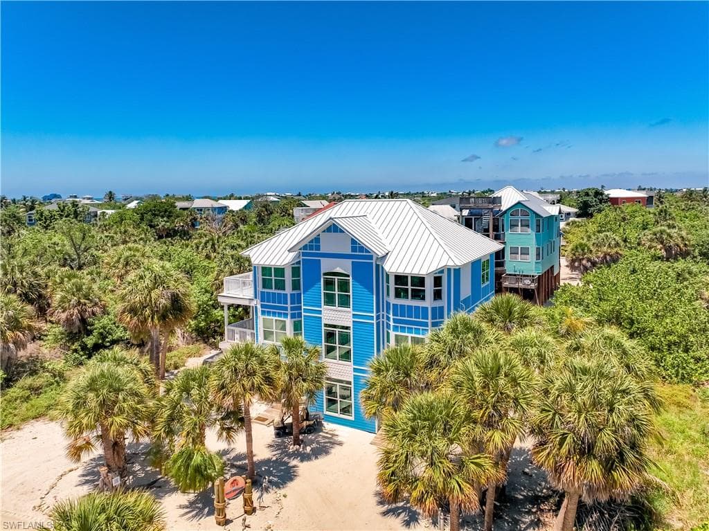 4460 Smugglers Dr, Upper Captiva