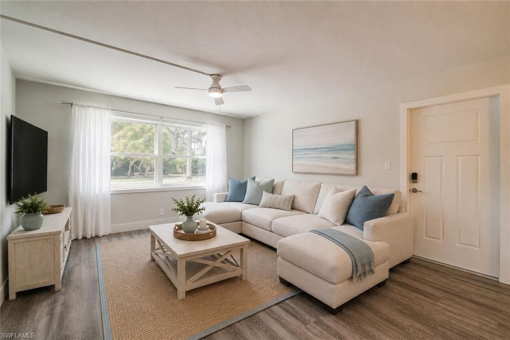 975 9th Ave #11, Naples