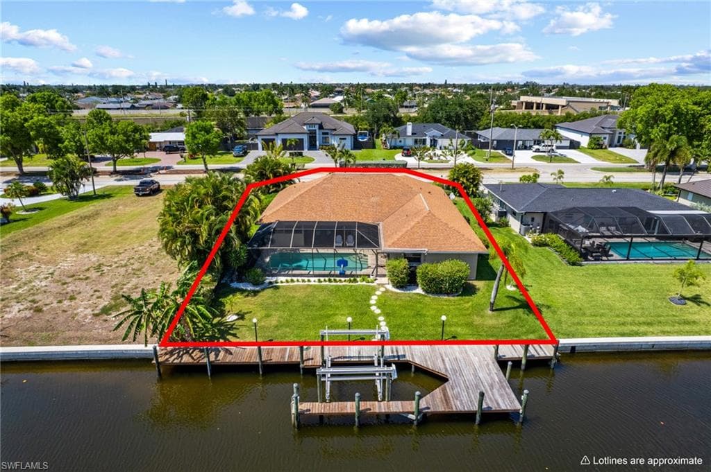 1906 Everest Pkwy, Cape Coral, photo 2
