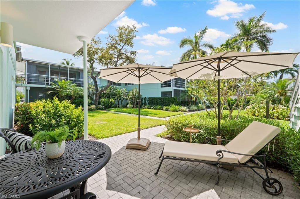 275 8th Ave #275, Naples
