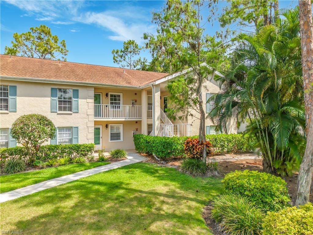1708 Kings Lake Blvd #5-106, Naples