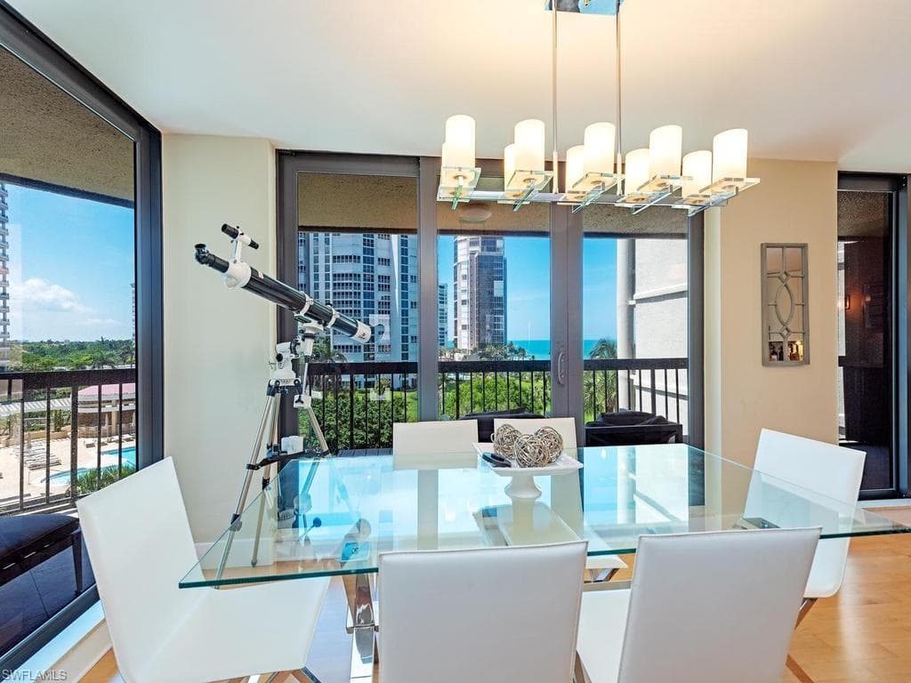 4551 Gulf Shore Blvd #606, Naples, photo 2