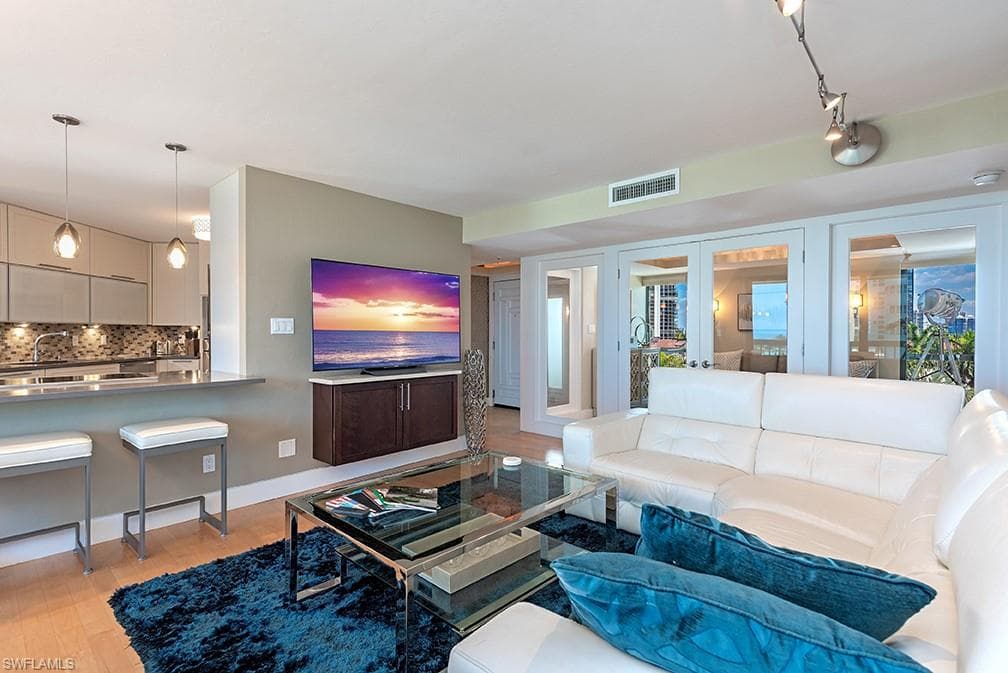 4551 Gulf Shore Blvd #606, Naples, photo 3
