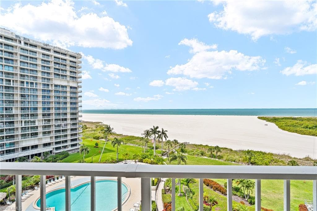 320 Seaview Ct #2-805, Marco Island