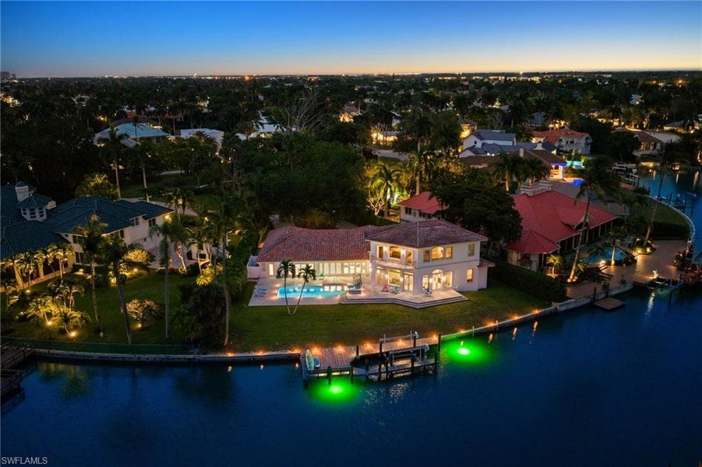 350 Bow Line Bend, Naples