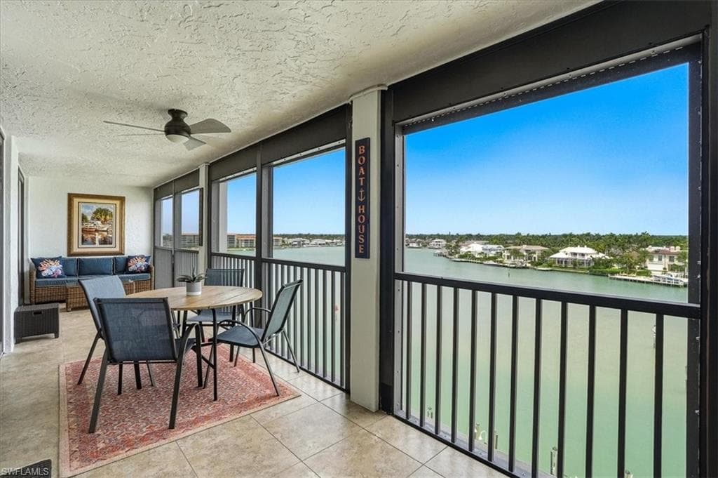 2400 Gulf Shore Blvd #604, Naples