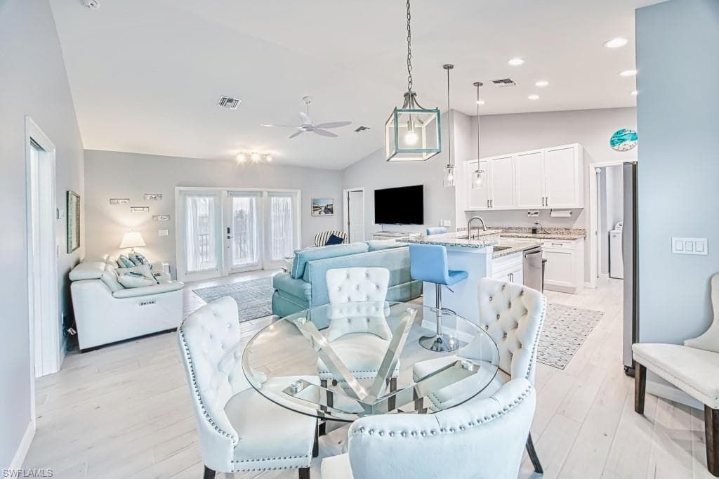 431 Lazy Way, Fort Myers Beach, photo 3