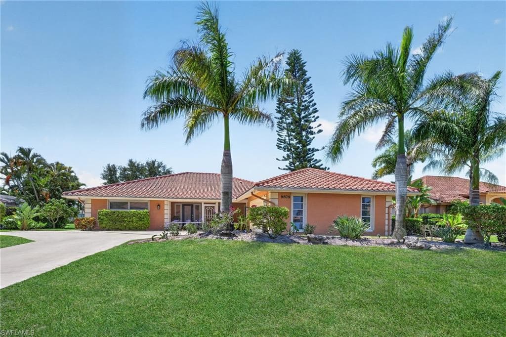 9879 El Greco Cir, Bonita Springs, photo 2