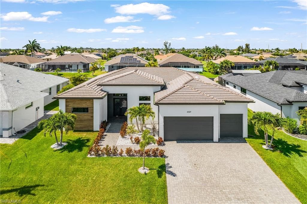 2029 31st Ter, Cape Coral, photo 2
