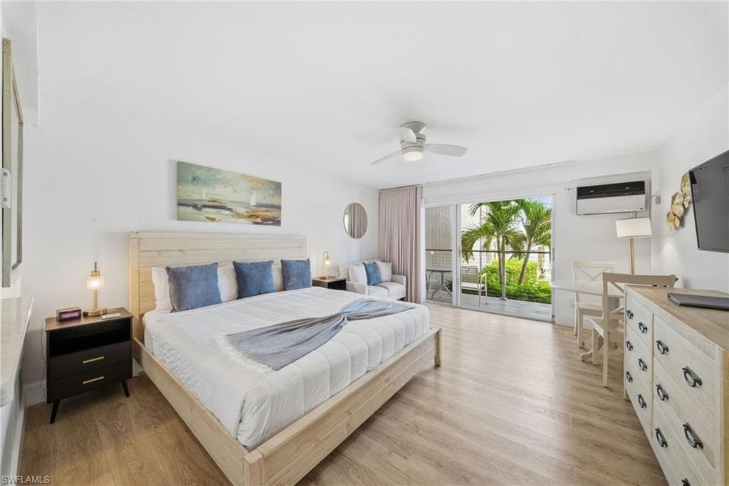900 Broad Ave #117, Naples