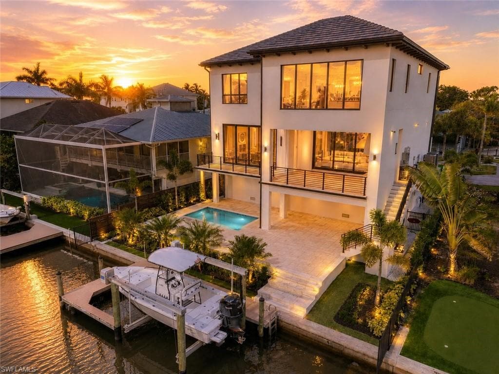 1286 Belaire Ct, Gulf Harbor