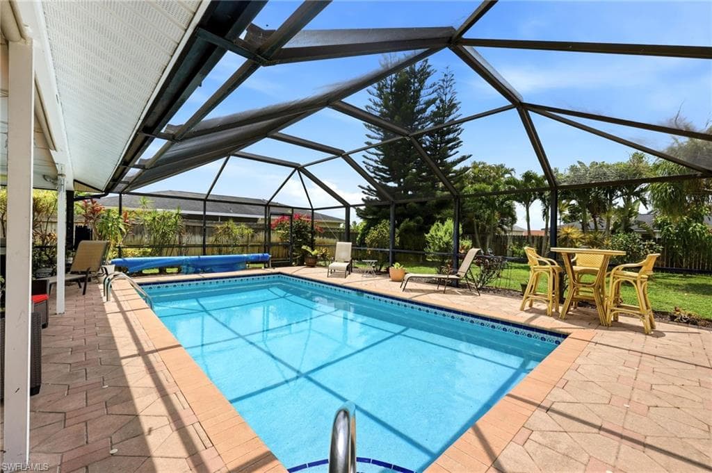 720 Meyer Dr, Naples, photo 3