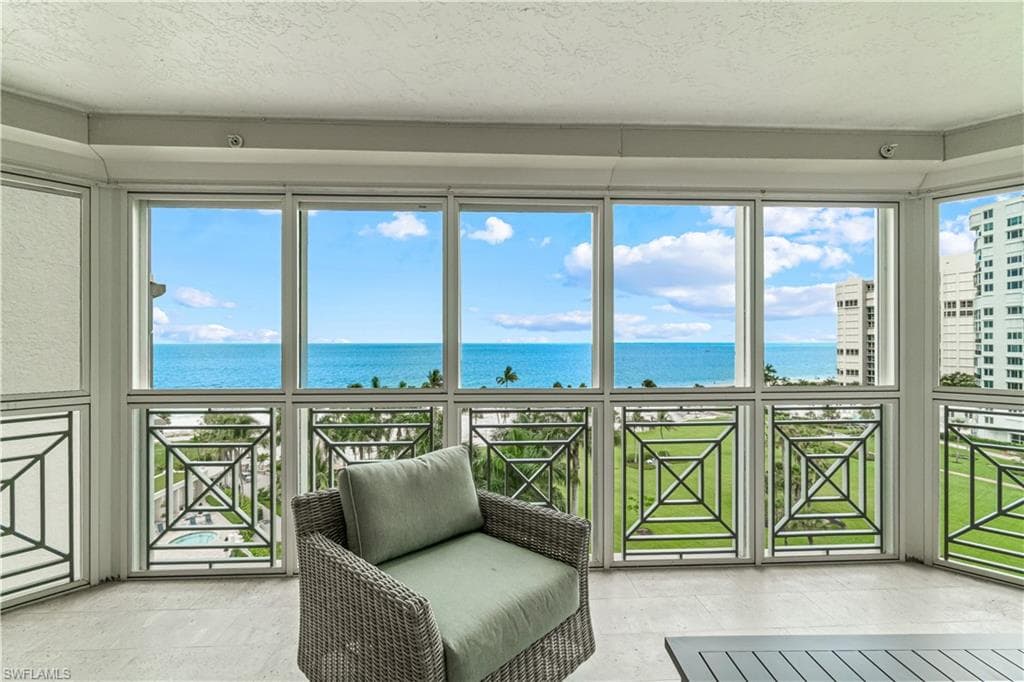 4021 Gulf Shore Blvd #702, Naples, photo 3