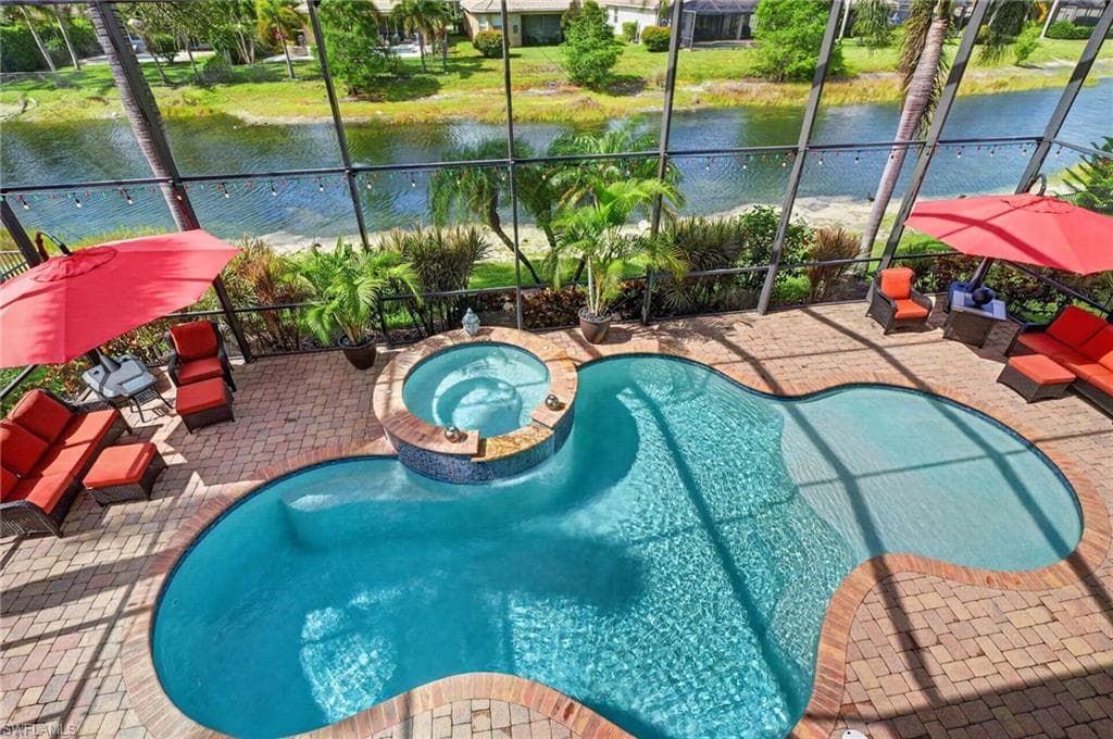 6598 Monterey Pt, Naples