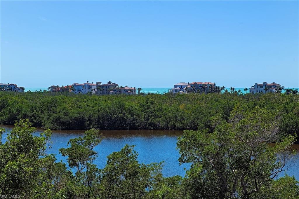 8990 Bay Colony Dr #403, Naples, photo 3